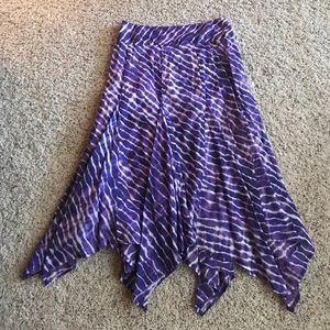 Chico’s purple and white patterned skirt, size 1